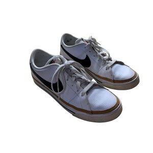 Nike Classic White and Black Low-Tops